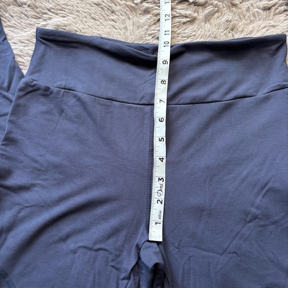 Cariloha Bamboo Pieced Legging size Medium - Picture 5 of 8